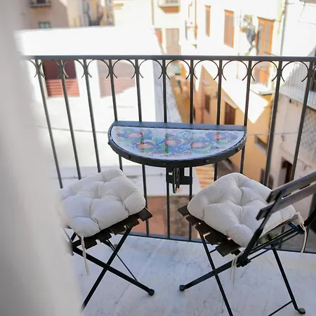 In Blu Гостьовий будинок Чефалу