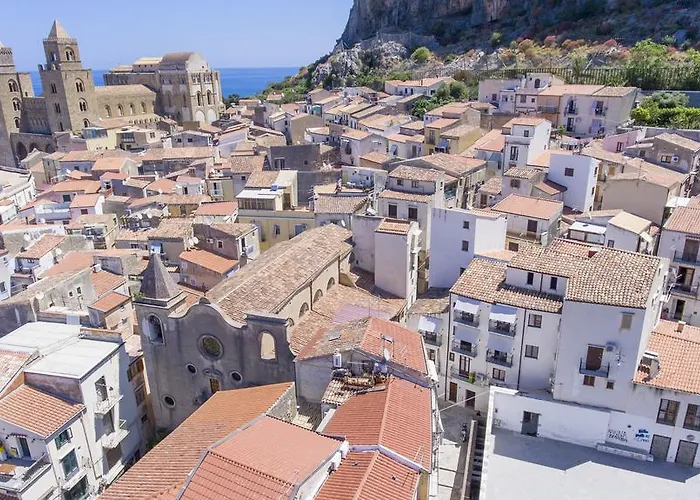 Gasthuis In Blu Cefalù