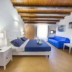 In Blu Πανσιόν Cefalù