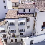Πανσιόν In Blu Cefalù