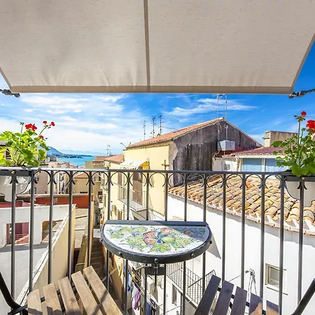 In Blu Πανσιόν Cefalù