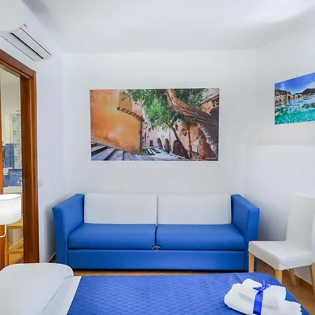 In Blu Πανσιόν