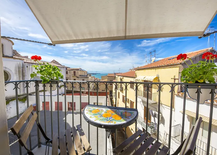 בית הארחה In Blu 4*