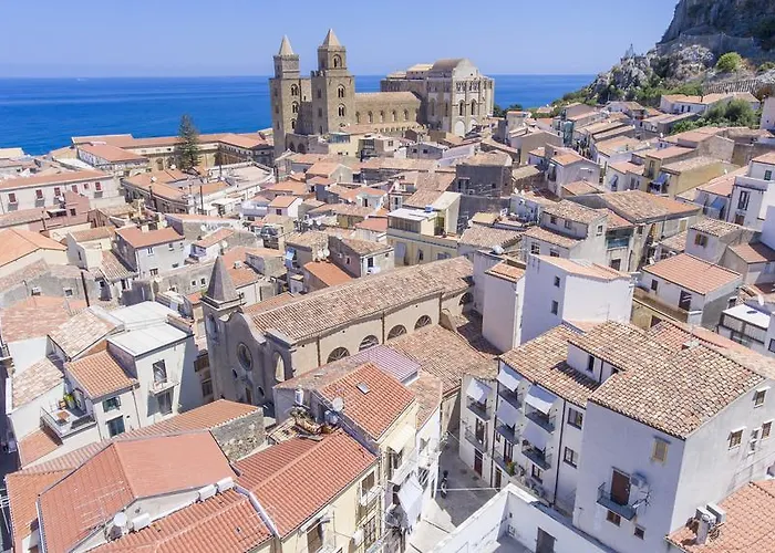 In Blu 4* צ'פאלו